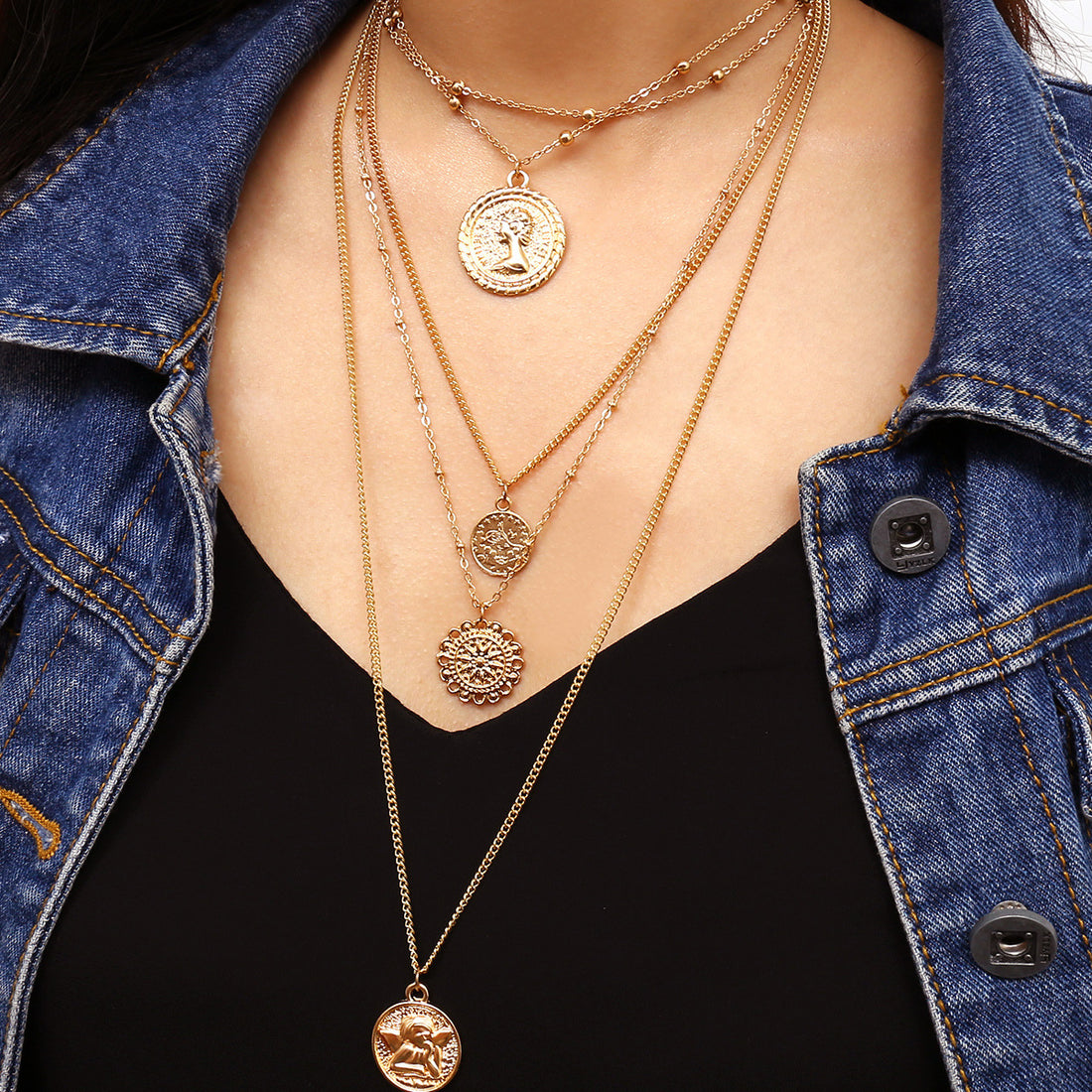 Vintage Queen Multi-Layer Necklace – Retro & Creative Statement Jewelry
